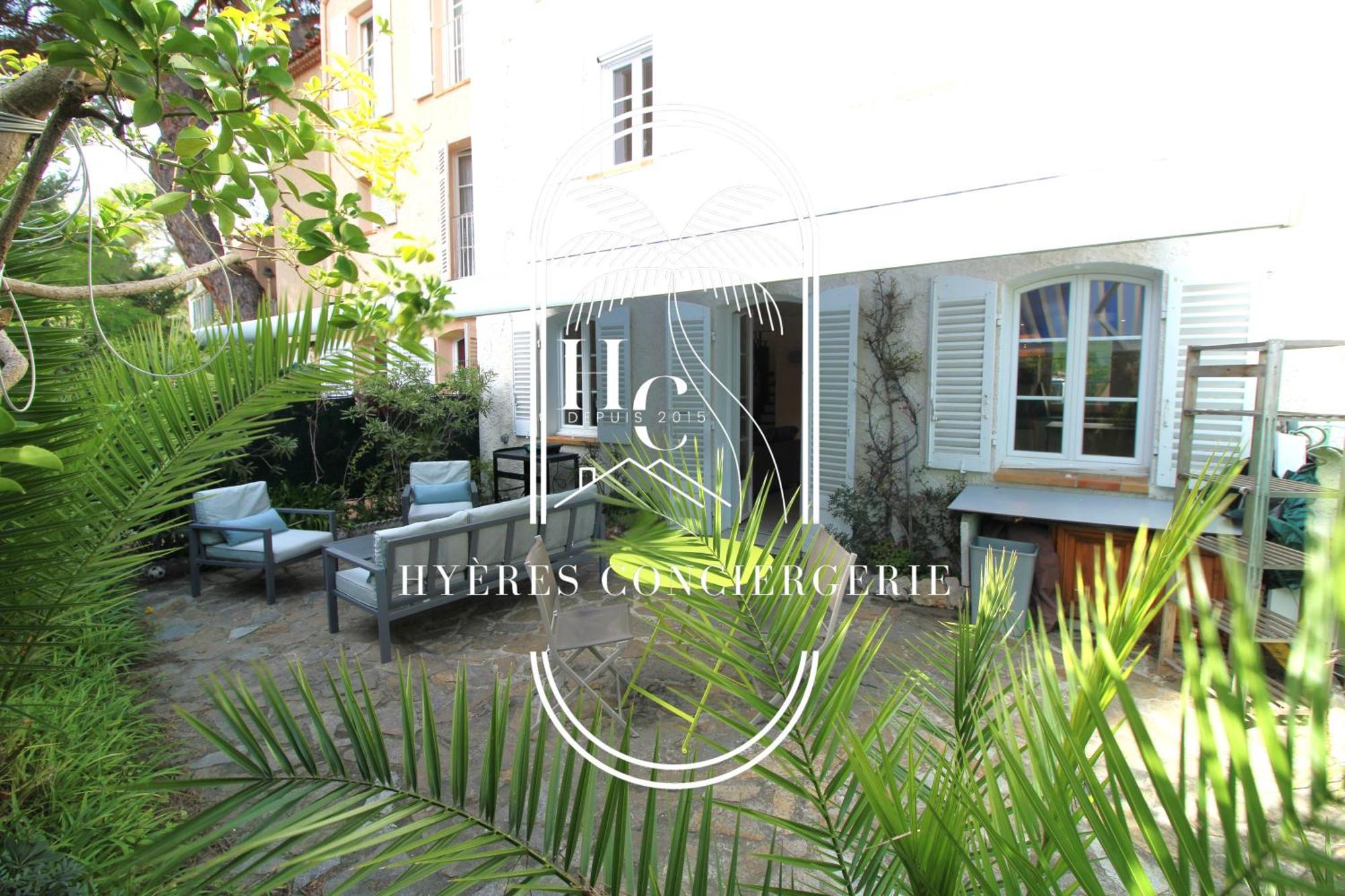 Duplex Au Coeur Du Port D'Hyeres- Plages Parking By Hc Exteriör bild