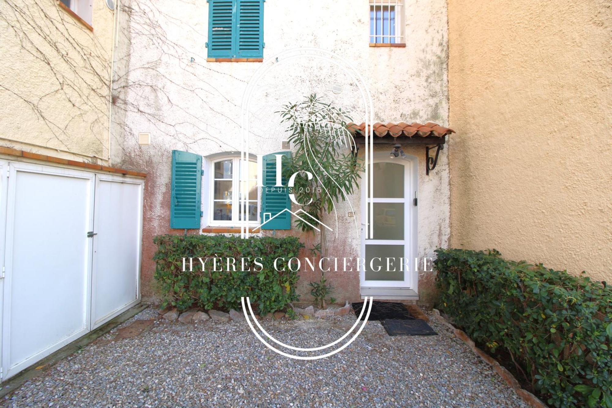 Duplex Au Coeur Du Port D'Hyeres- Plages Parking By Hc Exteriör bild